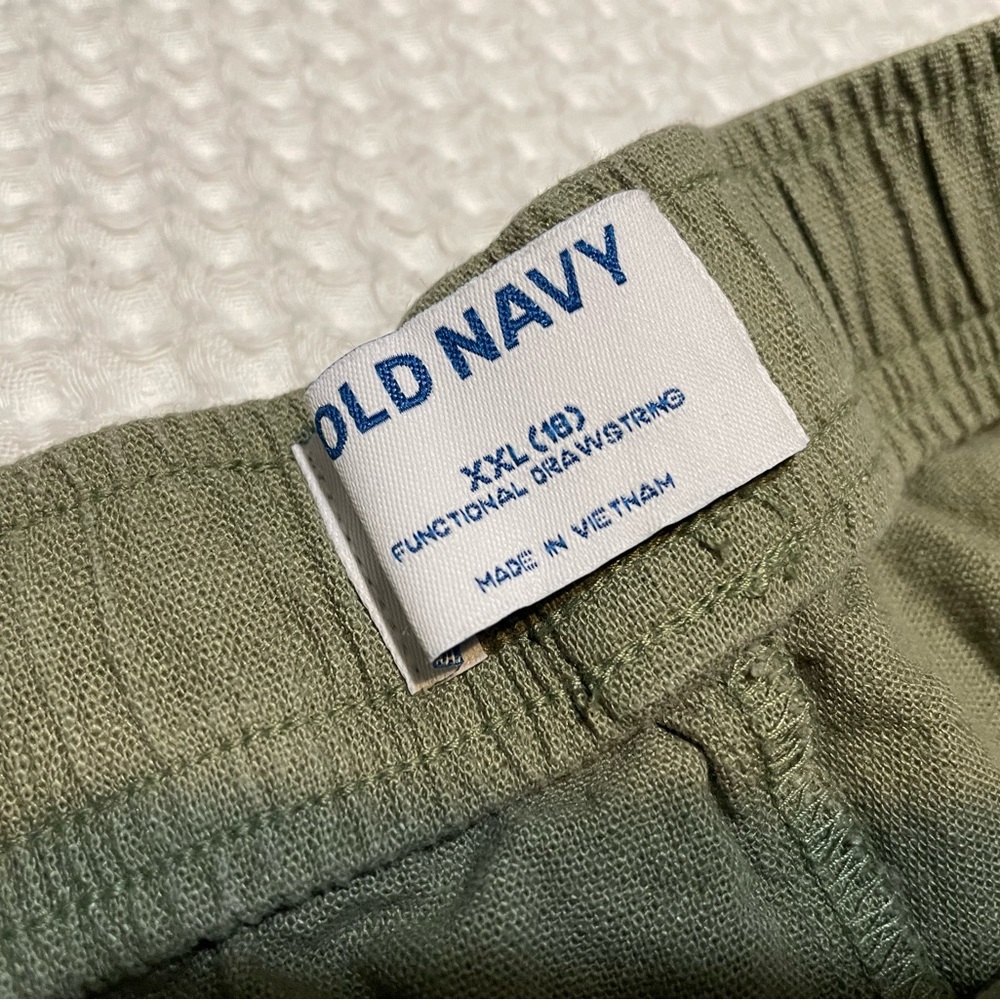 NWOT Old Navy - Olive Green Girl’s Shorts - Picture 2 of 5